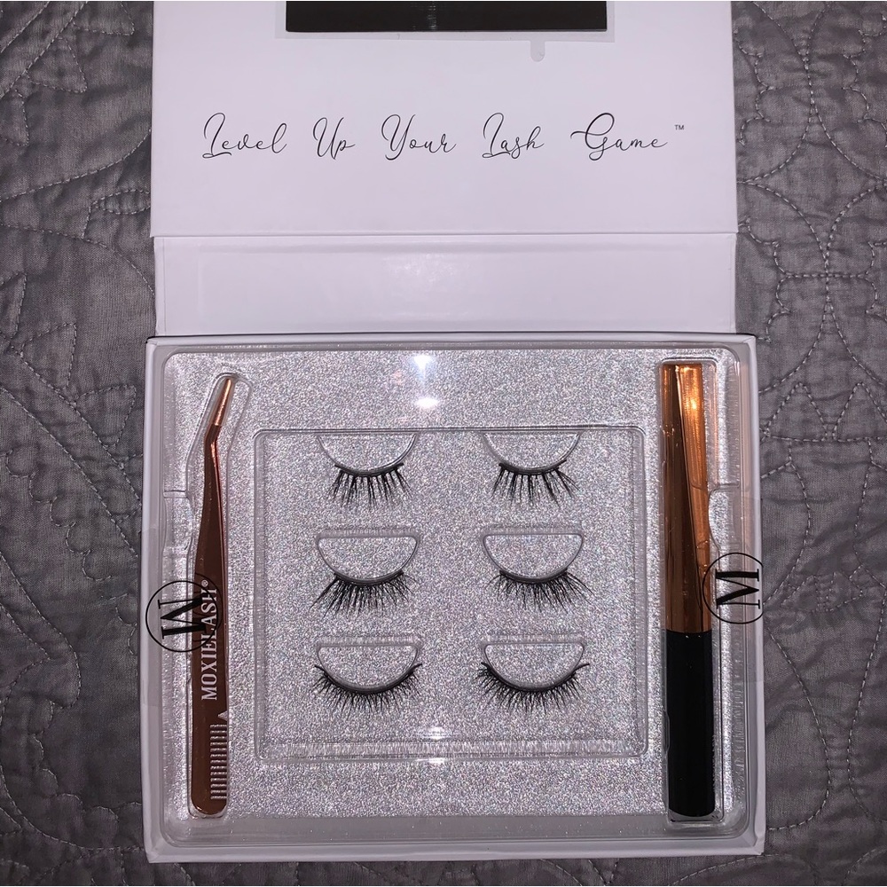 MoxieLash - Natural Kit - Magnetic Eyelash  and Eyeliner Kit 👁️ BNWT